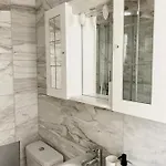 شقة Modern Near Lugano's & Center *