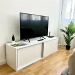 شقة Modern Near Lugano's & Center
