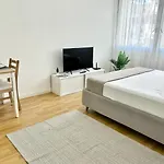 شقة Modern Near Lugano's & Center