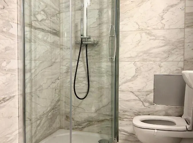 Modern Near Lugano's & Center *